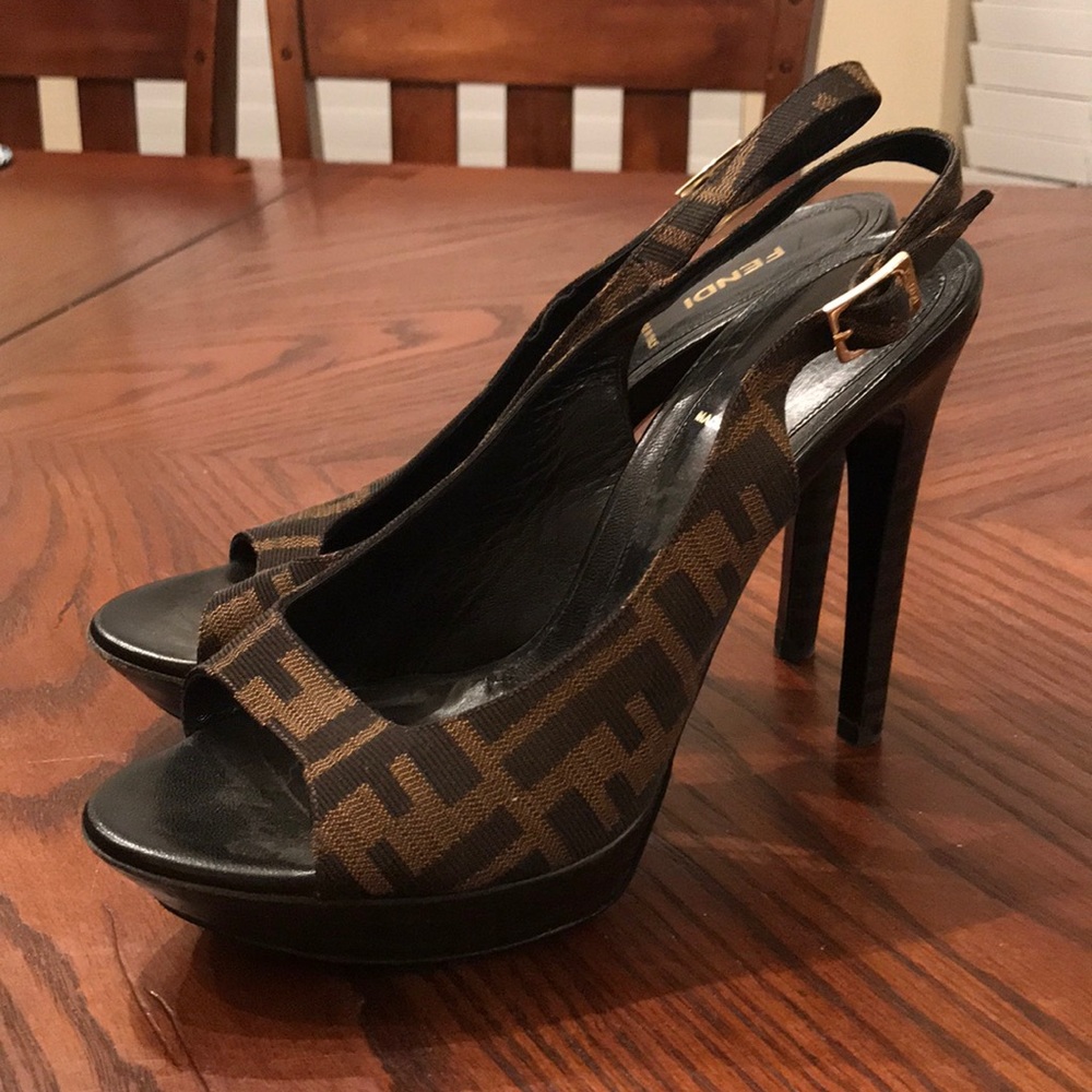 Fendi pumps